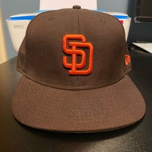 San Diego Padres Hat - Size 7 1/8